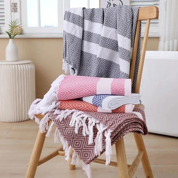 Luxury Designer Throw Large Turkish Beach Towel Blanket 100Cotton Towels Suitable For Bath Yoga Swimming Or Diving h 260122 100