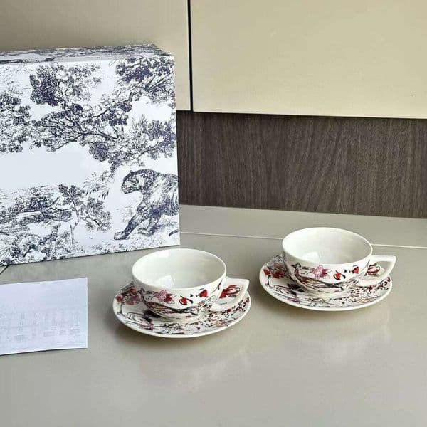 Cross-border D-brand exquisite bone china double saucer set with birdsong pattern, delicate tea and coffee cup gift box for couples