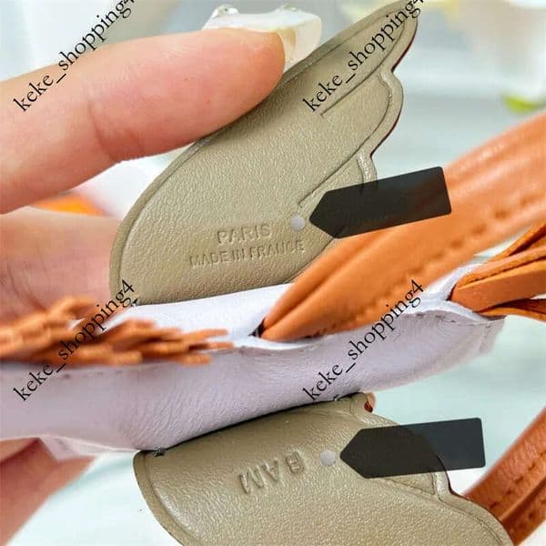 designer Designer Leather Keychains Men Women Horse Bag Charm Keyring Lovers Key Ring keychain wallet1