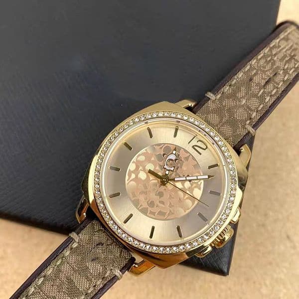 Watch designer watch luxury watches women watch designer straps letter dinner straps travel wear high quality diamond gift Box 6 styles watch very nice