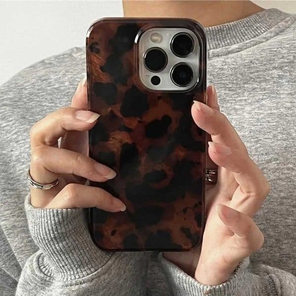 Retro Amber Texture Laser Phone Case For 17 16 Pro Max 15 14 13 12 11 XS XR 7 8 Plus 16E Stylish Leopard Print Soft Cover S26330