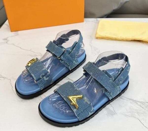 New Genuine Leather women flat slippers Punching decoration Fashionable and beautiful fabrib calf leather sheepskin lining sandals