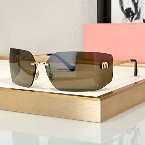 Miulysunglasses Luxury Designer Sunglasses Women Classic Cat Eye Popular Small Frame Fine Flat Lenses Goggle Beach Sun Glasses Retro Frame High Quality Galsses 718