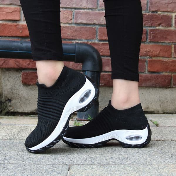 2025 New Womens Sneakers Thick Sole Air Cushion Sport Shoes for Women Breathable Mesh Women Casual Shoes Rocking tenis de mujer