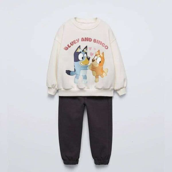 Sweater Adorned With Beloved Cartoon Characters Like Stitch Pluto These Sets Use Playful Child Friendly Designs Colorful S260328