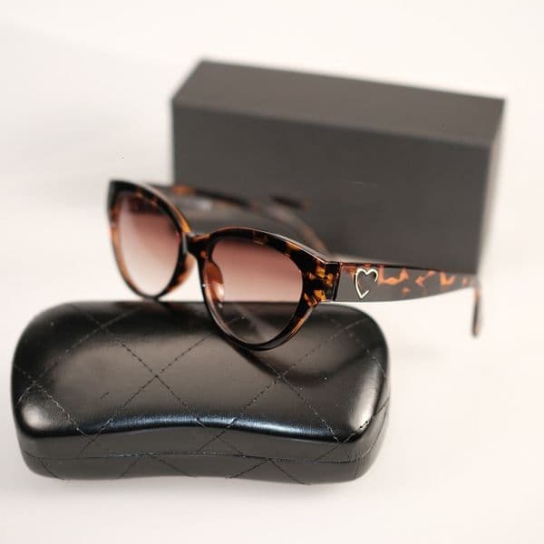 Designer channels sunglasses Cat-eye plain glasses look smaller ch3436 heart-shaped large frame anti-blue light black frame glasses cc sunglasses
