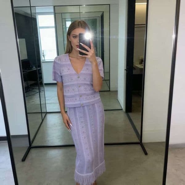 D7 2026 Designer Fashion Bright Diamond Knitted Cardigan Short FC Sleeve Top+Tassel Tight Skirt Two Piece Set