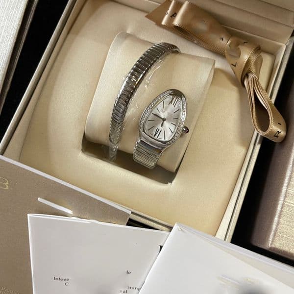 Watch designer watch luxury Watches watch women dinner Material steel travel wear high quality materials steel optional gift Box 38 styles Watch very nice good