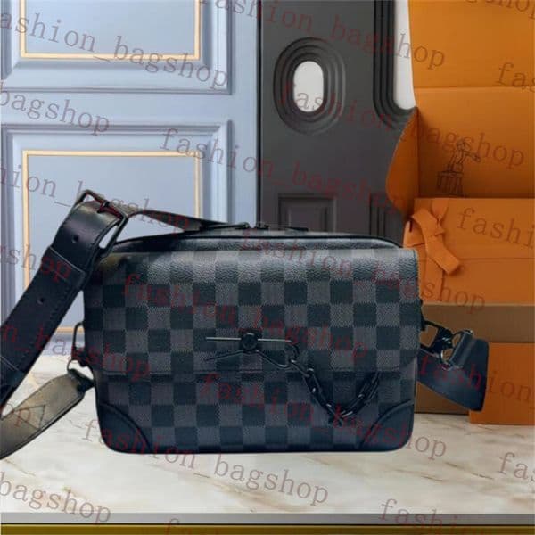 Luxury Designers Bag Men Messenger bags Women Men Shoulder bag Steam Crossbody bag Embossing Leather Man Bag Clutch Wallet handbag Casual business chain Postman bag