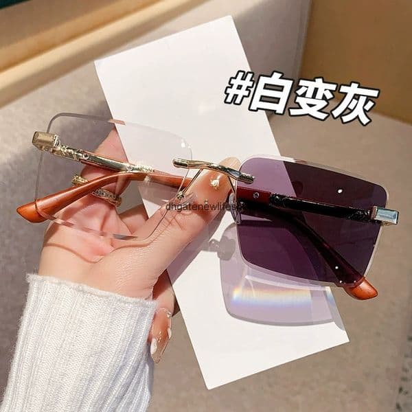 Designer Sunglasses New Square Frame Photochromic Rimless Sunglasses for Women Personalized Trendy Outdoor Sun Protection Glasses