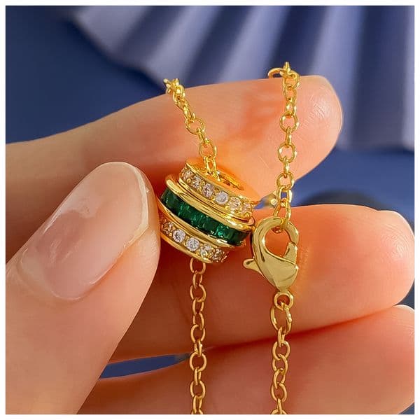 Designer Necklace for Women Full Pave Emerald Cushion Cut Diamond Waist Tube Necklaces Luxury Jewlery Designer for Women Timeless Sparkling Gift Premium