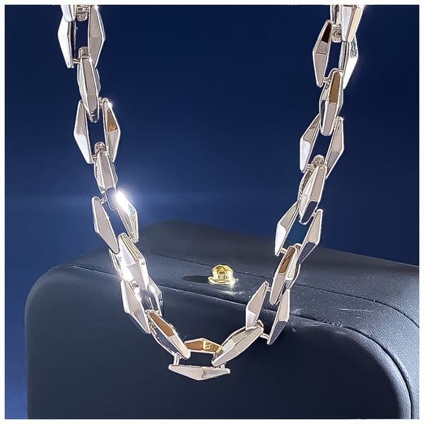 Designer Bracelet Bracelet for Women Stainless Steel 18K Gold Plated Bangle Modern Geometric Bangles Luxury Jewlery Designer for Women Elegant Timeless