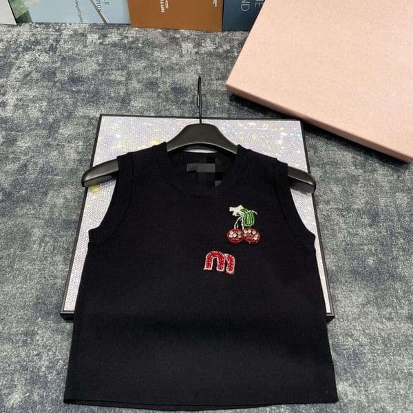 Mui Vest Designer Luxury Women MM Top Tank Letter Pattern Women's Clothing Sleeveless Top Vest Fashionable High Quality High End Slim And Sexy Mui Sleeveless Vest 466