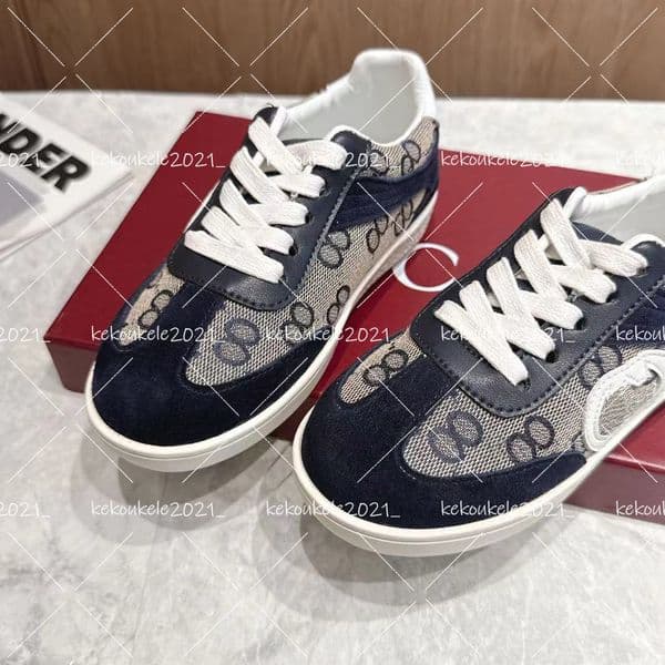 Fashion Kids Designer Shoes Boys Tennis Shoes High Quality Suede Four Seasons All-match Sneakers Kids Girls Designer Casual Board Shoes