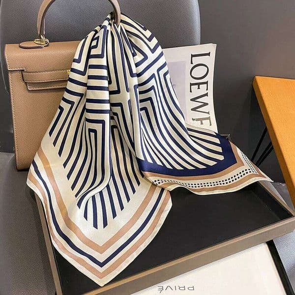Luxury Brand Neckerchief Spring Square 100% Pure Silk Scarf Women Shawl Ladies Neck Tie Wrist Wrap Hair Ribbon Headband Bandana 26L0504