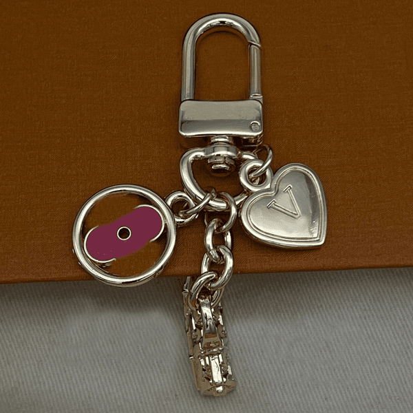 Designer Unisex Mutil-colors Letter Heart Keychain Keyring Fashion Purse Pendant Bag Charms Mini Bag Trinket Gifts Accessories