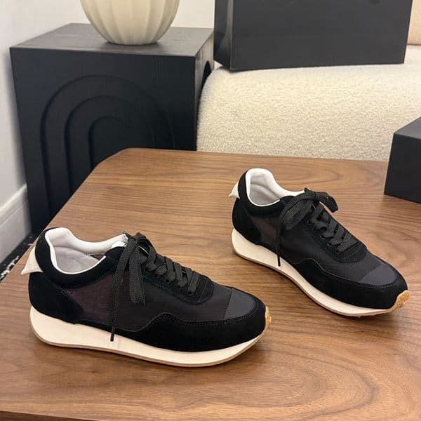 Ladies Sneakers Womens Lace Running Shoes G47131 Designer Color Blocking Flat Bottom Casual Shoes Mesh Ventilate TPU Non Slip Outsole Sizes 35 41