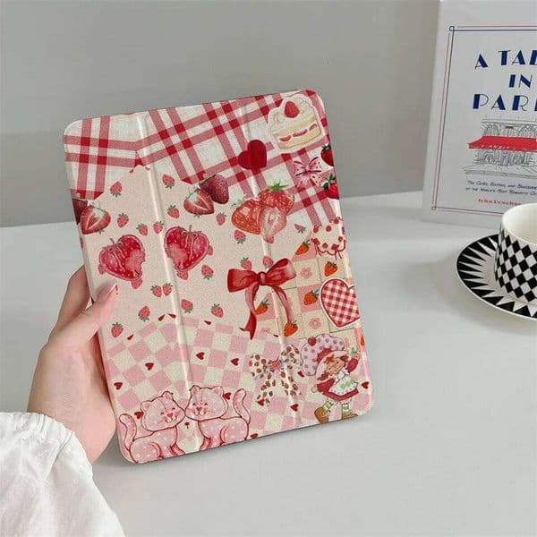 Cute bow strawberry suitable for A16 2024 11 inch 2025 Air 5/4 10.9-inch iPad 10 9.7 10.2/10.5 Mini 6/5 with pen slot 26Y0505
