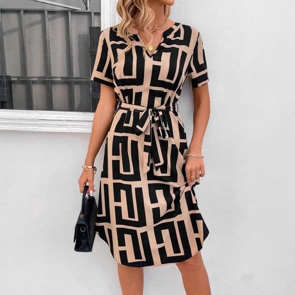 European and American holiday plaid short-sleeve V-neck A-line midi dress 2026 summer elegant