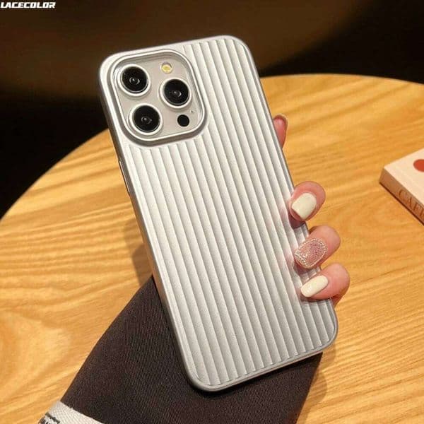 Luxury Corrugated Pattern Matte Phone Case For iPhone 16 15 14 Plus 13 Pro Max Shockprooof Hard Slim Plastic Wave Back Cover 26L0505