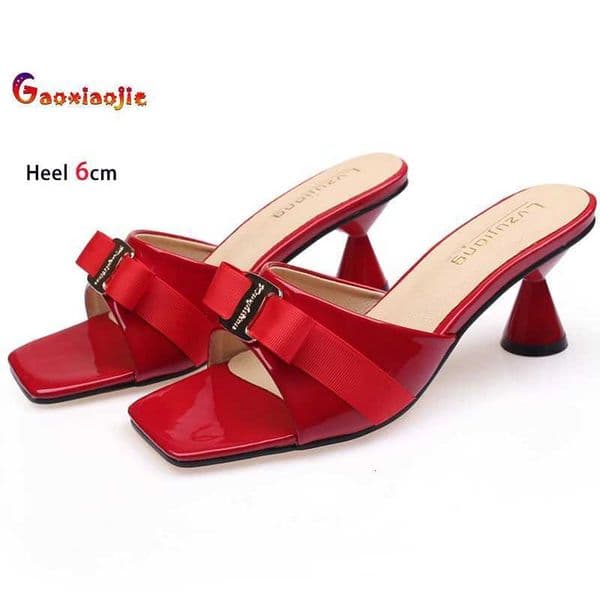 2025 Red Metal Bow-Knot Middle Heels 6cm Womens Shoes Slippers Thin Heels Square Head Ladies Pumps Open Toe Slides Casual Shoes X260504