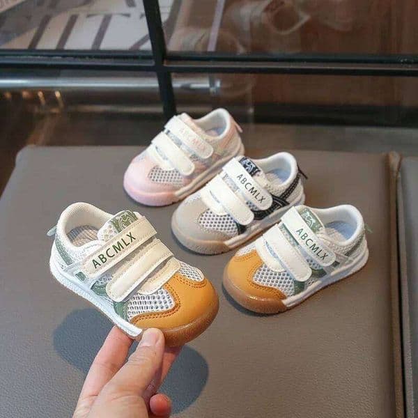 2026New Children Casual Shoes for Girls Boys Summer Fashion Korean Style Soft Bottom Anti-slippery Chic Air-mesh Baby Walk Shoe 26H0506