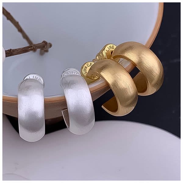 Designer Earrings Designer Earrings Women 18K Gold Silver Plated Earring Matte C Shape Hoop Earrings Luxury Jewlery Designer for Women Elegant Timeless Gift