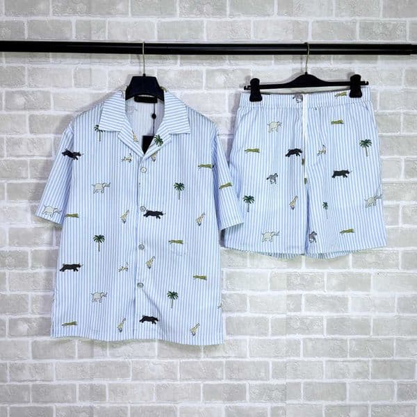 Designer Men's Tracksuits High-quality new letter embroidery animal print fashion striped versatile shirt set matching pants