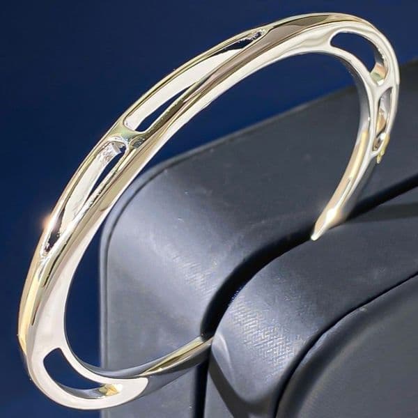 Designer Bracelet Bracelet for Women Minimalist Fashion Bangle Geometric Hollow C Shape Open Bangles Jewlery Designer