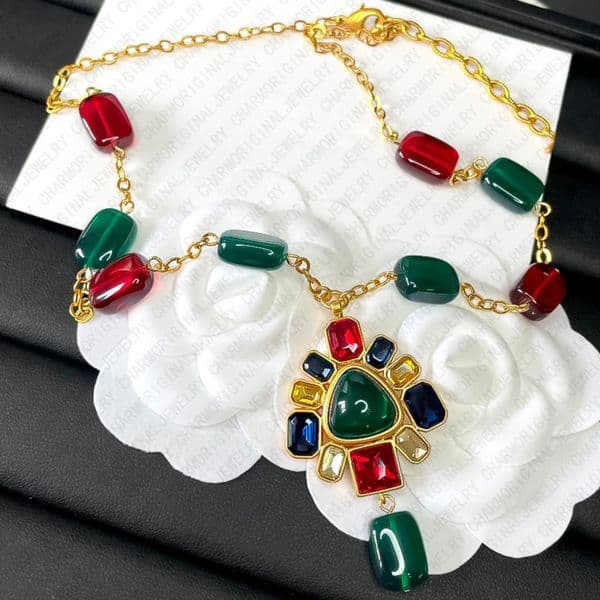 Necklace Designer Necklace and Necklaces Chain Link Jewelry Jewellery Pendant with Colorful Gemstone Artisan Gift Box Exclusive High End Fashion