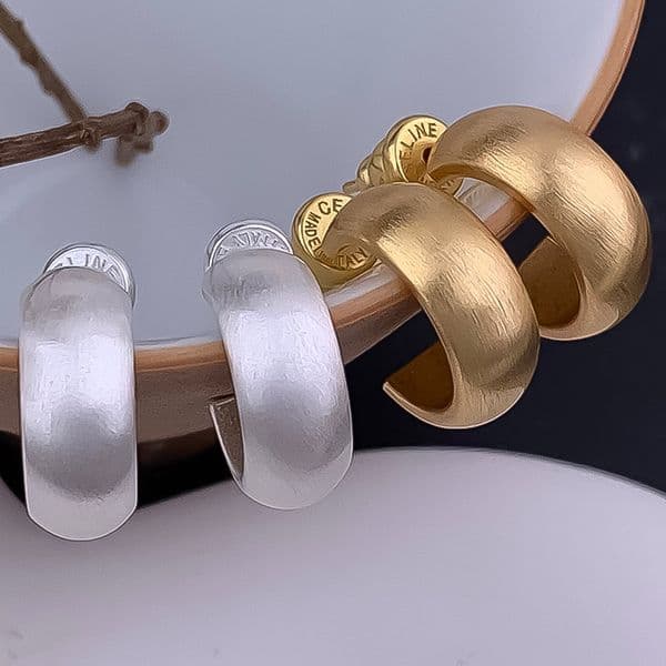Earrings Designer Earrings Women 18K Gold Silver Plated Earring Matte C Shape Hoop Earrings Luxury Jewlery Designer for Women Elegant Timeless Gift