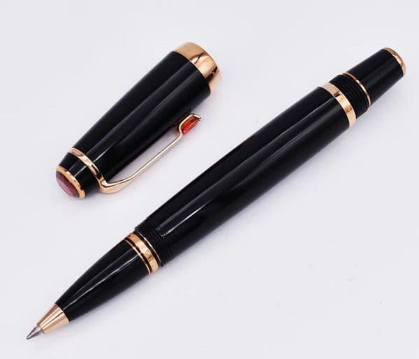 Luxury Designer Decor Wholesale room Crocodile Classic Black Rollerball Pen, Noble Ruby On Top With Golden Clip Writing Gift Pen Box Optiona 10