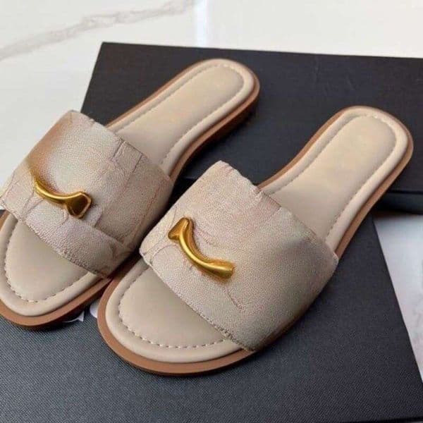 Designer Shoes Coacs Sandals Women Cowch Couche Flats For Summer Slides Outdoor Daily Travel Comfortable Casual Non Slip Lightweight Sandals Coucher Shoes
