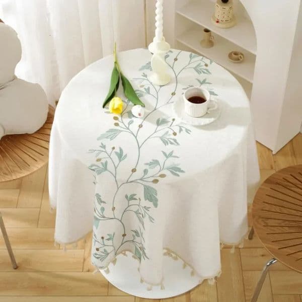 Solid Embroidery Round Tablecloth with Tassels Dust-Proof Table Cover for Kitchen Living Room Dinning Party Tabletop Decorations 260508