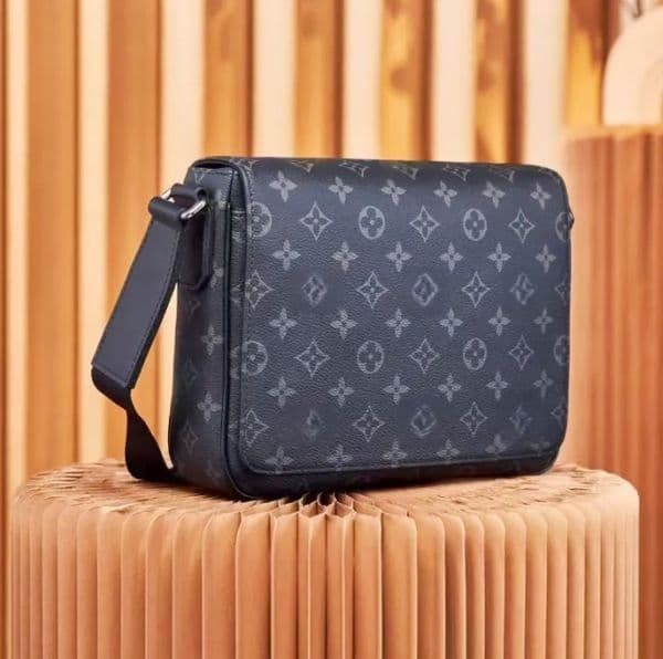 Top Quality New Men Crossbody Shoulder Bag styles Various sizes handbag luxurys designers bags pochette Multiple pockets fashion Messenger bag sale Hot A121