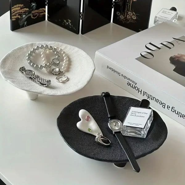 Simple Creative Irregular Ceramic Jewelry Storage Tray Jewelry Earrings Display Give Friends Sundry Tray Living Room Desktop 260507