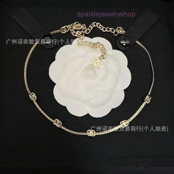 cc necklace channels pearls necklace Snake Bone Seven Flower Chain Womens Necklace
