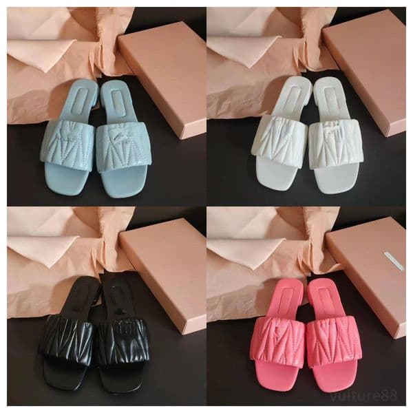 2025 Luxury slides womens brand slipper Beach slides Flat heel Summer Designer Fashion flops lady sandals women shoes Ladies leather top Sandals size 35-42 4562
