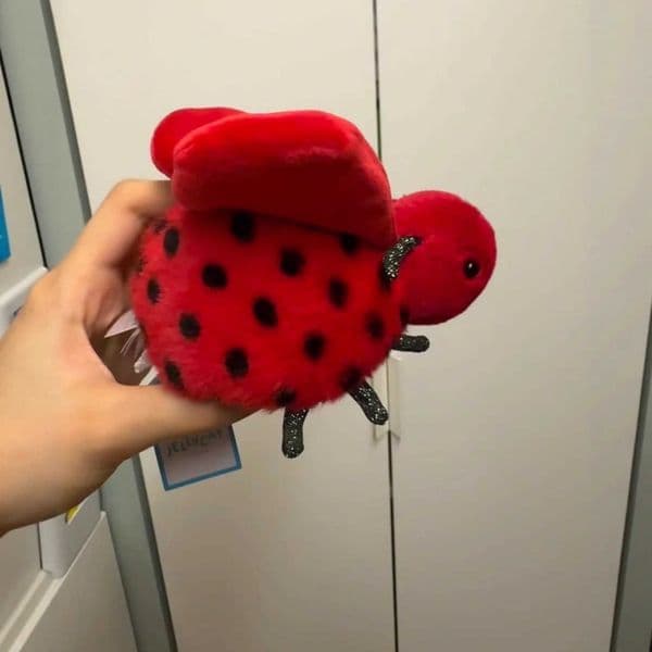 Puppets Lulus heart-shaped ladybug plush toy cute ladybug doll Valentines Day gift