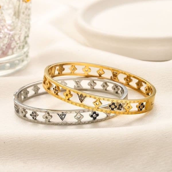 Brand Flower Hoop Bracelets for Men Women Designer Bracelets Gold Bangle Jewelry Accessories Gift