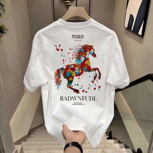 This New Trendy European Style Black Slim Fit Crew Neck Short Sleeve T-Shirt Men's Colorful Print Versatile Base Shirt