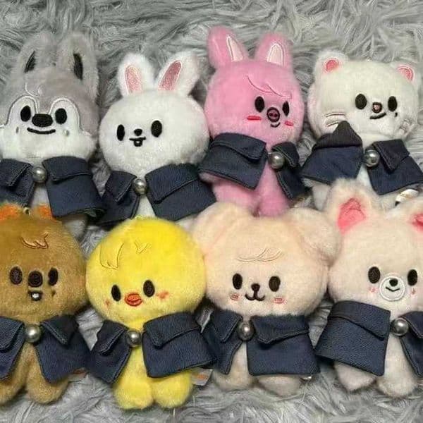 Plush Dolls Stray Kids Plush Pendant Doll Korean Style Celebrity Trend Magic Academy Wind Doll Clip Machine Toy Gift