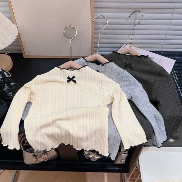 6M-8Y Girls Long Sleeved T-shirt Childrens Ruffled Edge Bow Knitted Tops 2025 Autumn New Versatile Base Shirt for Baby Girl L260509WYPG
