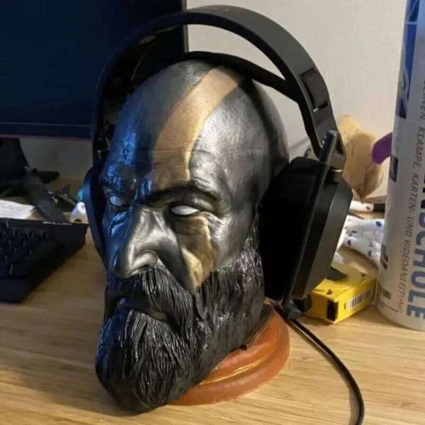God of War Kratos Game Characters Toys 3D Statue Headphone Stand Holder Desk Desktop Creative Model Decoration Home Decor 26L0509
