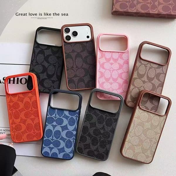 17 Pro Max Golden Bae Luxury Case with for 16 ProMax Cases 15 14 13 12 11 Plus Cell Phone Cases Leather Mobile Cover DHGATE Z260604 M260615