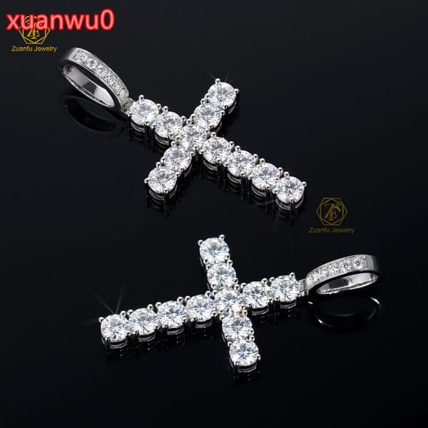 Moissanite Diamond 5mm Cross Pendant Gold Plated S925 Moissanite Silver Cross Pendant With Chain
