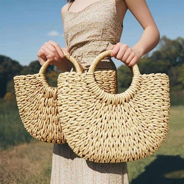 French Fan-shaped Handbag (vacation Style Woven Bag), Suitable for Vacations, Beach Activities, Picnics, and Camping