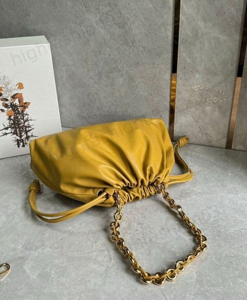 New style backpack, women's leather luxury tote bag, stylish branded satchel, luxury women's handbag, designer style shoulder bag shell bag Suede Crossbody Bag 73