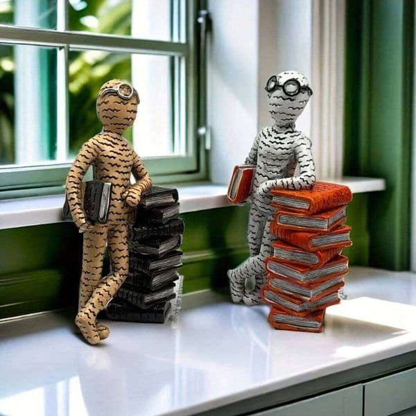 Modern Minimalist Resin Reader Statues, Luxurious Abstract Art, Creative Unique Gifts, Reading Station Decorations 26W05011