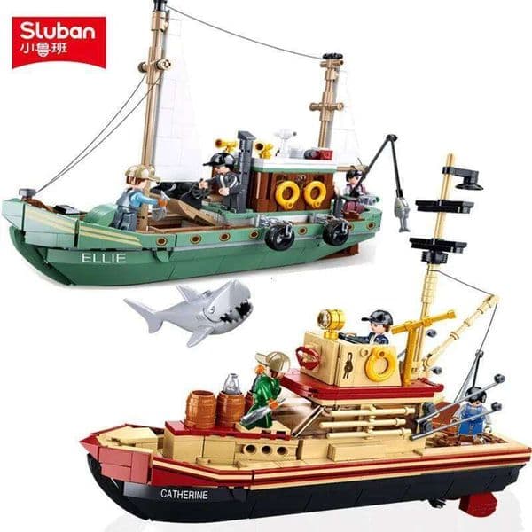 Fishing Trawler Great White Shark Boat Building Blocks Pirate Ship Figures Model Bricks Set Kids DIY Toys Holiday Gifts 26Y0511
